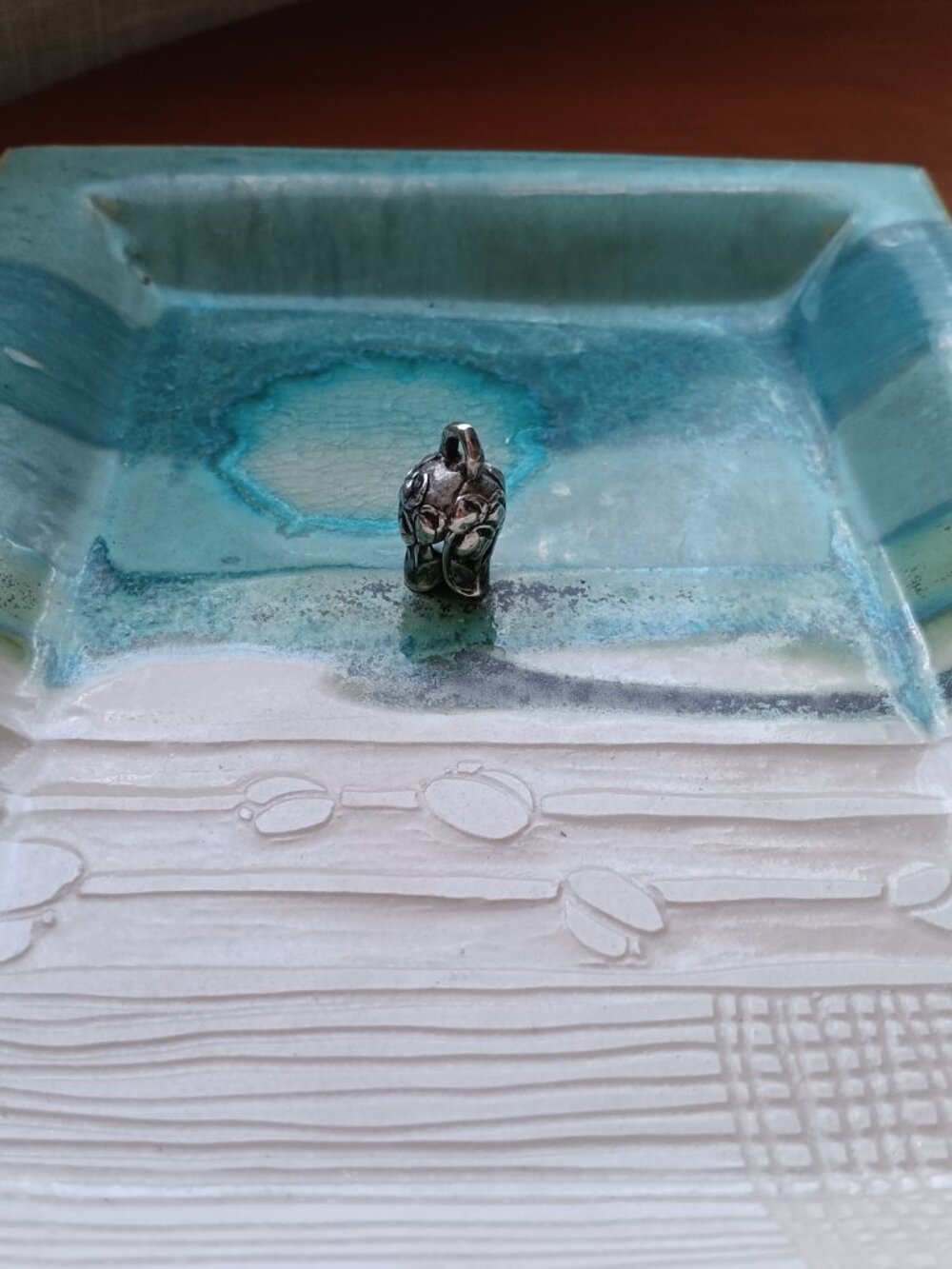 Sterling Silver Calla Lily Flower Embossed Pendant by Jose Balli New Orleans - Picture 9 of 13